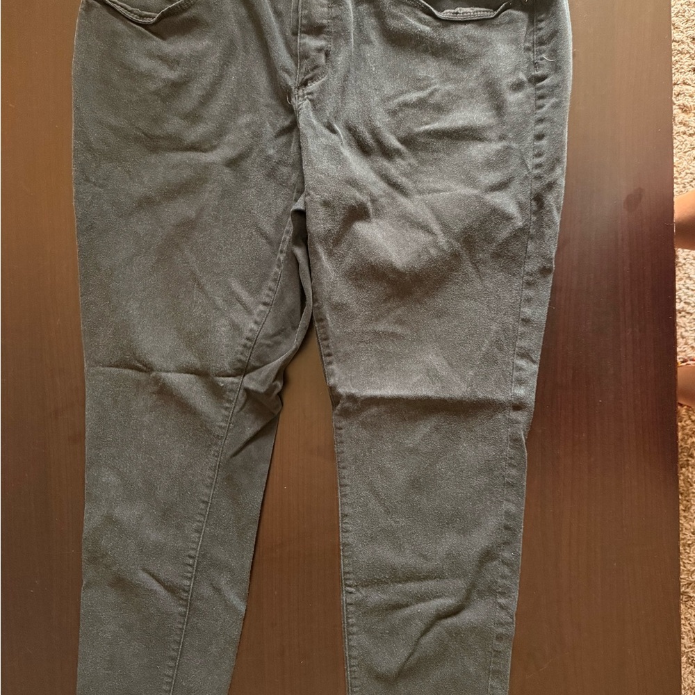 Universal Thread Women's Dark Gray Skinny Jeans